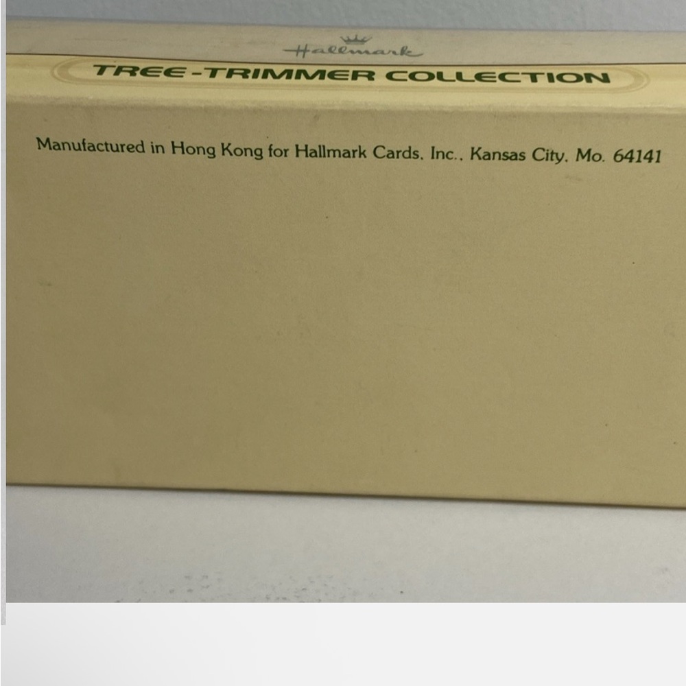 Hallmark 1980 Vintage Santa Dated Ornament Tree-Trimmer Collection With Box - Picture 4 of 9